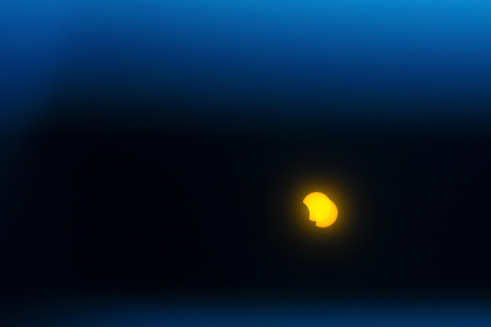 calm, minimalism, muted colours, night, solitude, texture